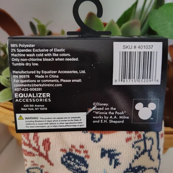 🍯Disney Winnie The Pooh Crew Socks - Picture 6 of 6